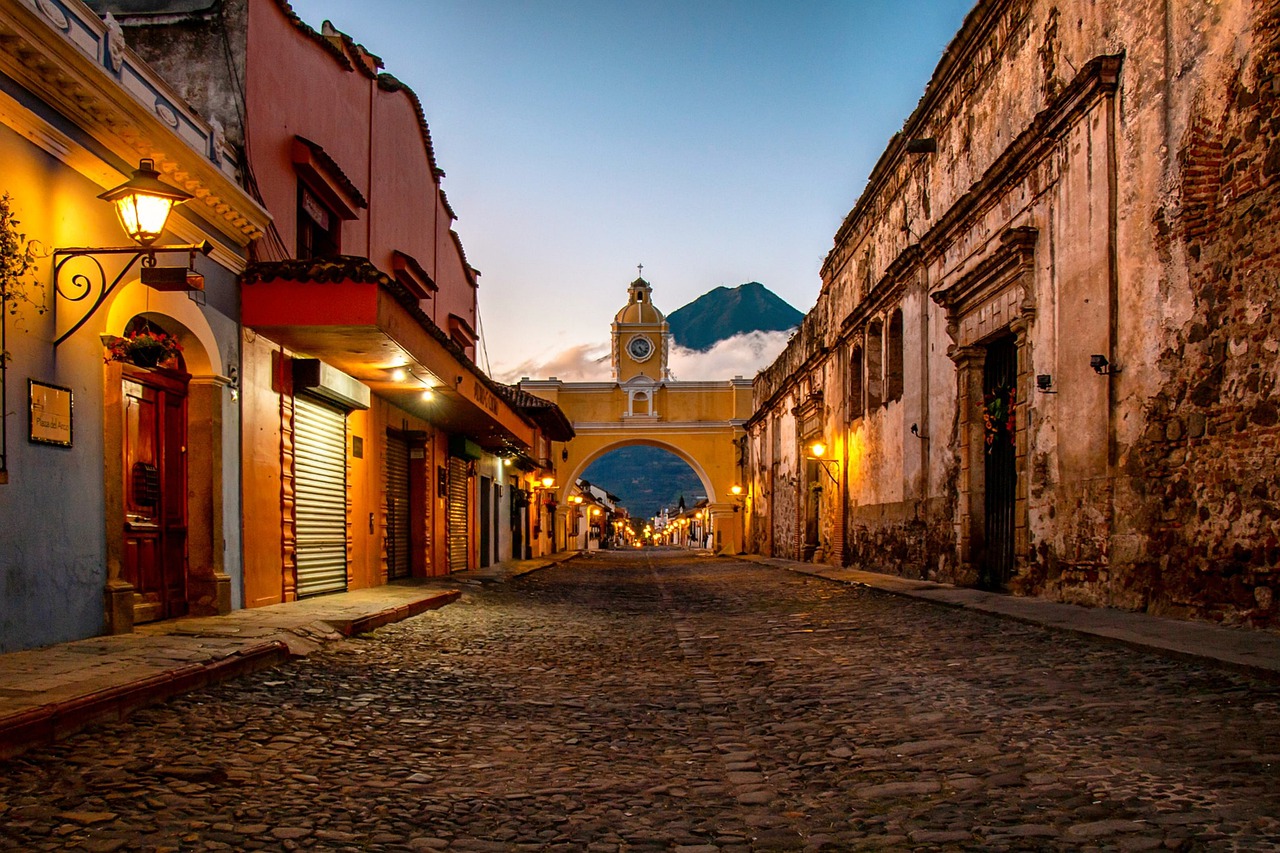 guatemala, sunset, street-7699582.jpg